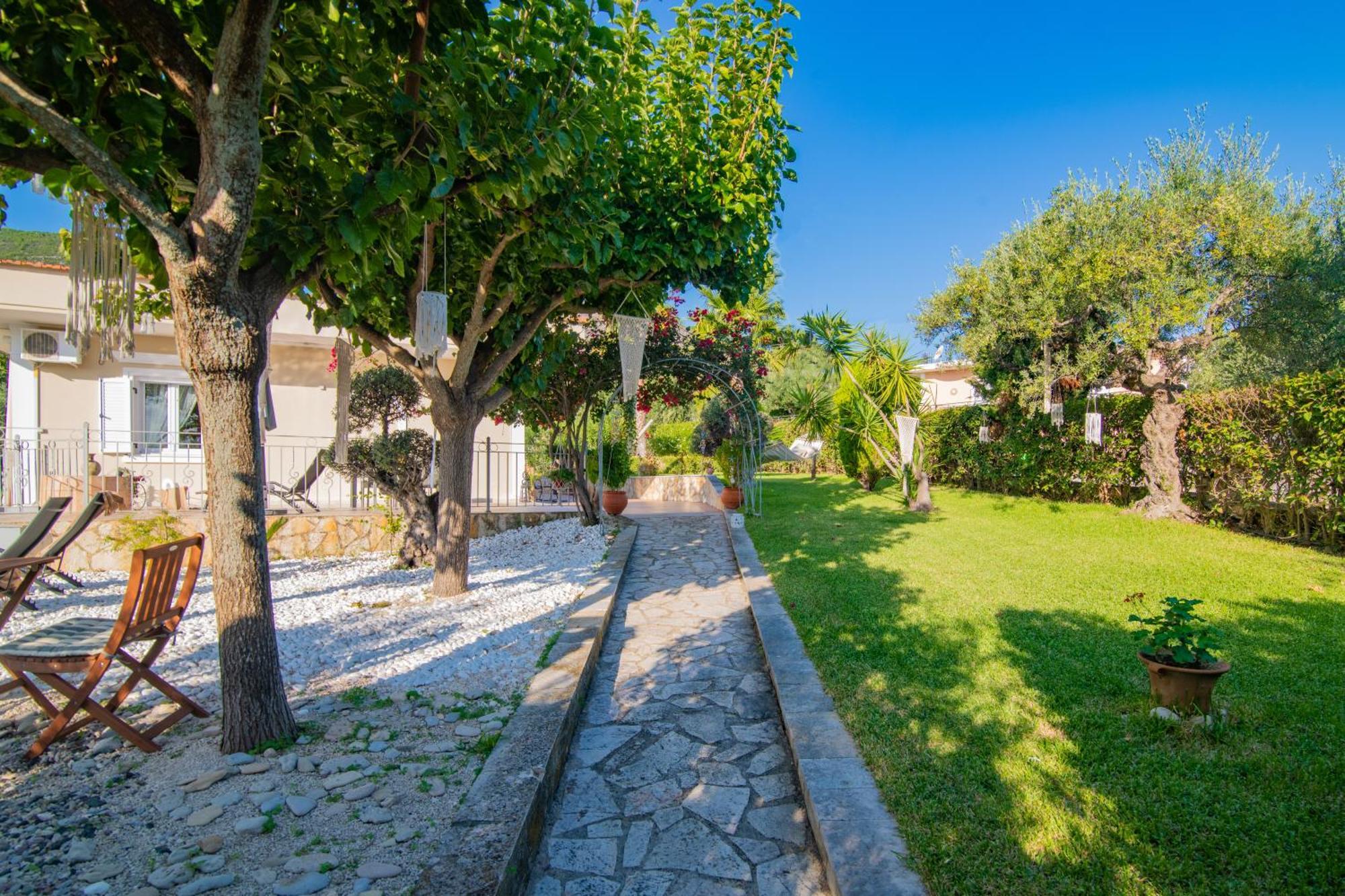 Villa Vrisi Fagias エクステリア 写真